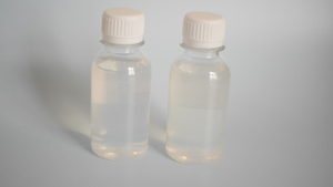 ナノアナターゼ二酸化チタンゾル半透明液体